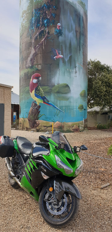 Zed14 at Lockhart painted water tower